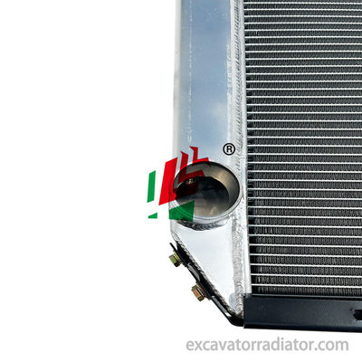 Ραδιενεργός θερμοκηπίος για φορτηγά για το Hino 500 Όλο αλουμίνιο Τρεις σειρές Αμαξοφόρο δεξαμενή νερού Μηχανή Συγκρότημα εξαρτημάτων φορτηγών